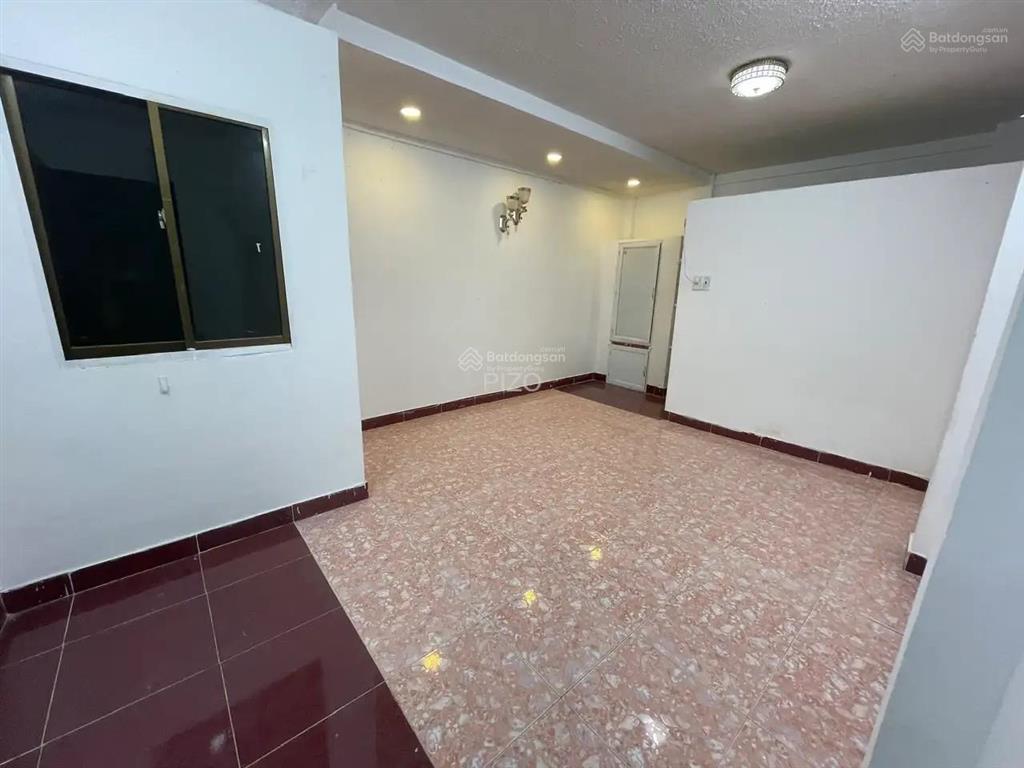 Còn sót lại, hxh nhựa 6m, huỳnh văn bánh, 4,2x17m, 65m2, cấp 4 tiện xây lại, nở hậu, chỉ 15,2 tỷ tl