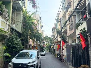 Còn sót lại, hxh nhựa 6m, huỳnh văn bánh, 4,2x17m, 65m2, cấp 4 tiện xây lại, nở hậu, chỉ 15,2 tỷ tl