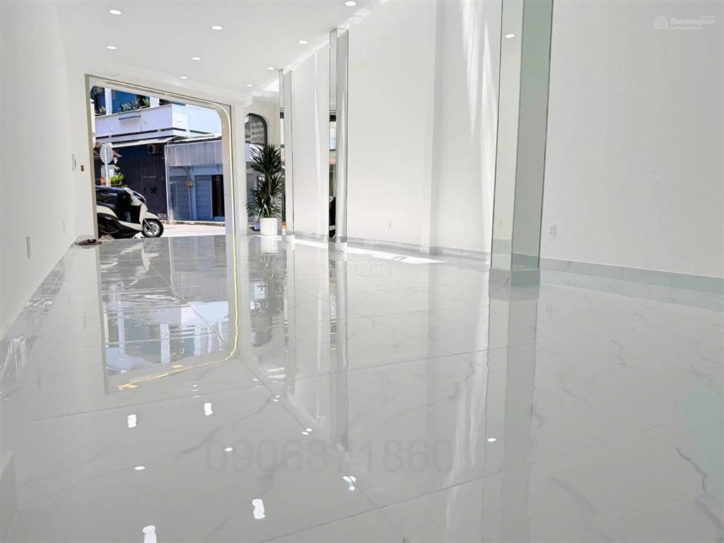 Giảm 1,2 tỷ, cần bán nhanh, ngang 5,1, mặt tiền nguyễn trọng tuyển, 63m2, 3 tầng mới tinh, 20 tỷ tl