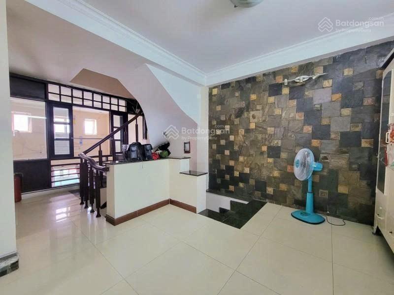 Duy nhất 1 căn, nhà ngang rộng 6m đường trần quốc toản, 6x17m, 101,3 m2, chỉ 18,5 tỷ tl