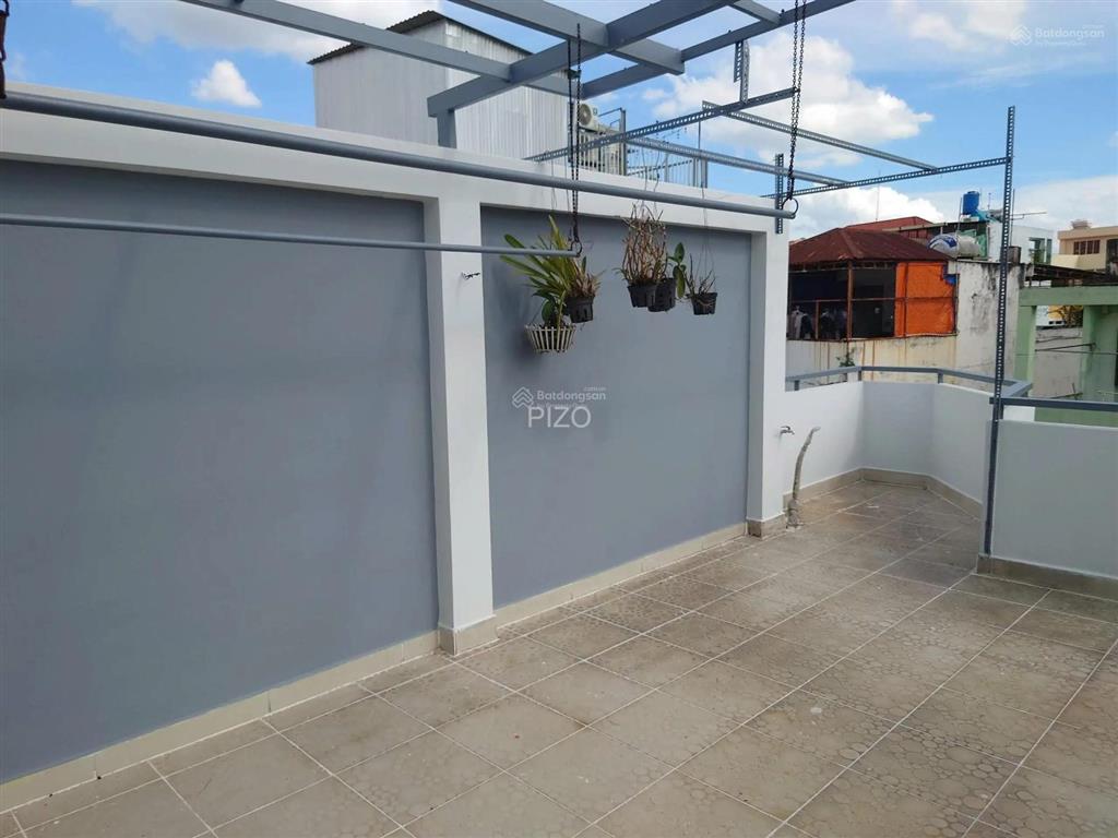 Duy nhất, hxh hoàng diệu, 4x11m, 46m2, sát mặt tiền, cách nguyễn văn trỗi 100m, 4 tầng, 9,5 tỷ tl
