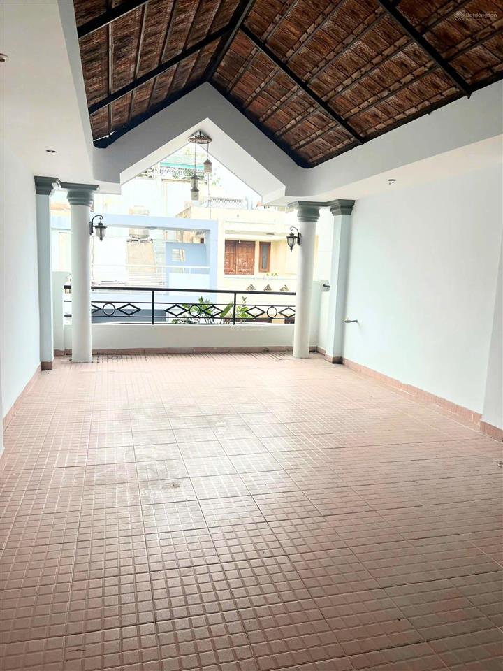 Căn số 1 khu vực, mặt tiền hoa lan, 4x20m, 4 tầng, kiên cố, để ở hoặc kinh doanh đa ngành, 23 tỷ tl