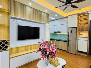 Phòng ccmn gần ngã tư sở, sạch sẽ, vào ở luôn, 4.5 tr/th