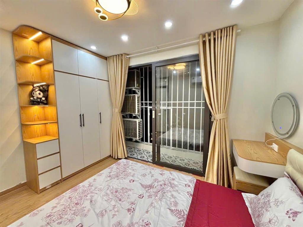 Bán nhà tập thể kim liên 28m2 (thực 90m2) 4pn, đh bách  kinh  xây, full đồ ở cho thuê chỉ 4.6 tỷ