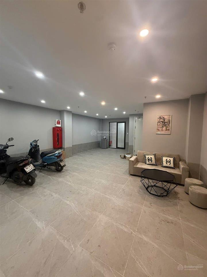 Cho thuê studio rộng 45m thoáng ô tô đỗ cửa, ngay ngã tư sở, khu quân đội an ninh cực tốt,chỉ 5tr5