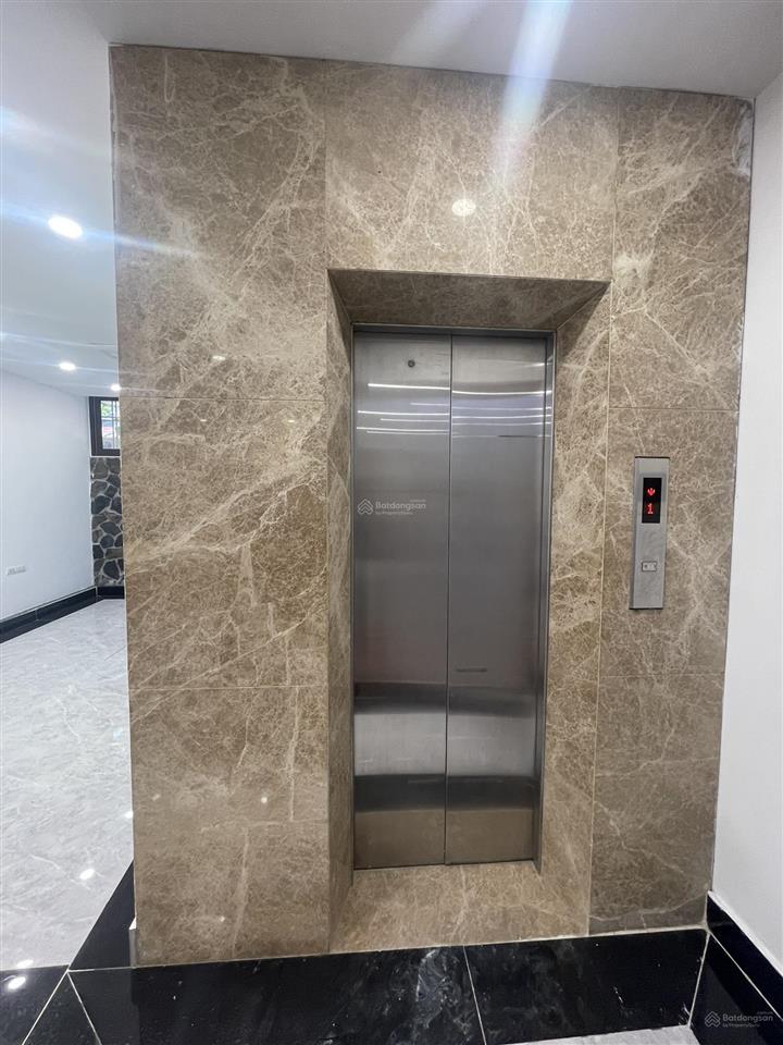 Nhà đẹp ở ngay! bán nhà phân lô huỳnh thúc kháng, ô tô, thang máy, 2 thoáng, 45m2*5t, 14.8 tỷ