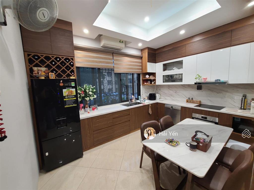 Hiếm! bán nhà phân lô phố hoàng quốc việt, ô tô tránh, vp, kd tốt, 65m2*6t tm, 25 tỷ