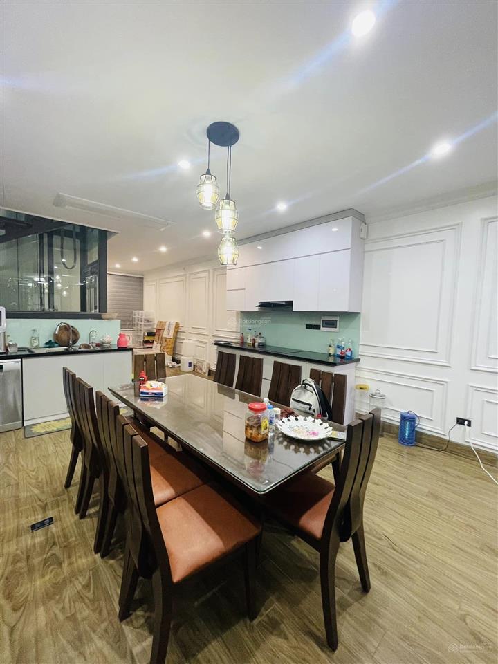 Có 102! bán nhà phân lô phố trung kính, lô góc, ô tô tránh, vỉa hè, kd sầm uất 60m2*5t, 24 tỷ