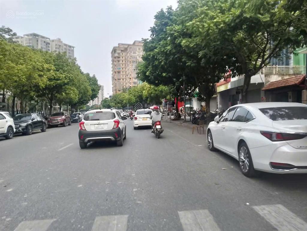 Hiếm có 1 căn! bán nhà phân lô phố trung kính, ô tô, ngõ thông kd, gần phố, 50m2*5t, 14.5 tỷ