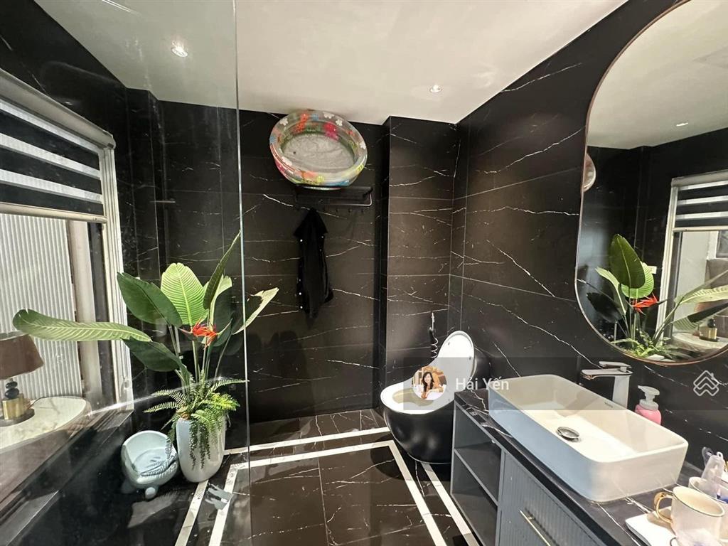 Chủ mót! bán nhà phân lô phố vip đỗ quang, gần phố, ô tô, kd, vp, 50m2*5t, 21 tỷ