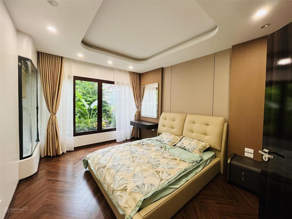 Nổi bật! bán nhà phân lô phố dịch vọng, ô tô, thang máy, kd, 55m2*6t, 22 tỷ
