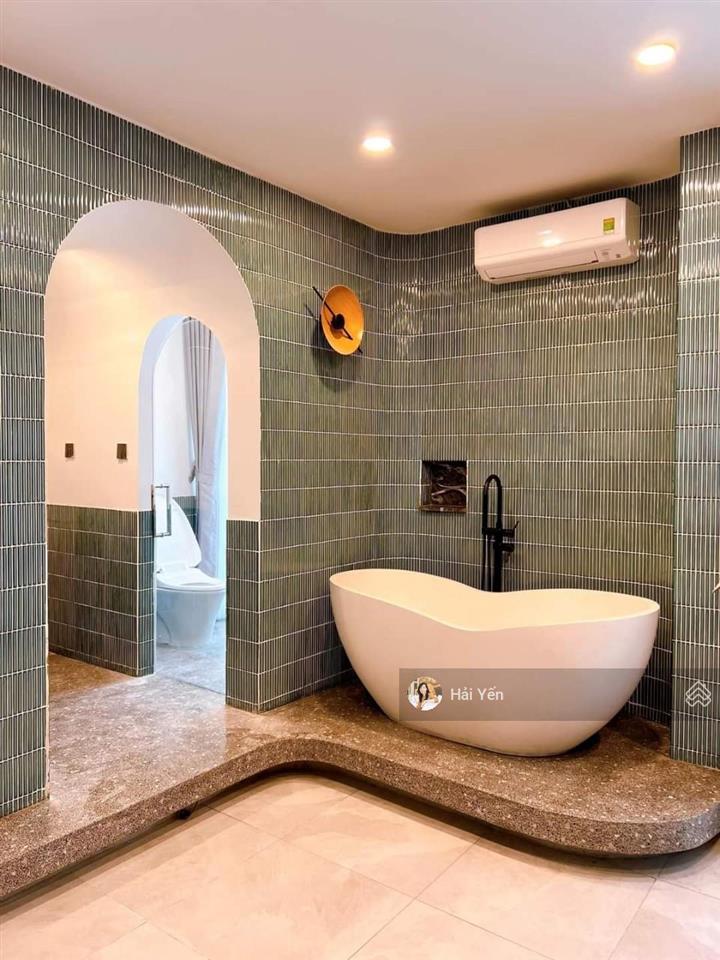 Giá tốt! bán nhà phân lô phố đỗ quang, 3 ô tô tránh, vỉa hè, kd, sổ đẹp, 2 thoáng, 75m2*6t, 32 tỷ