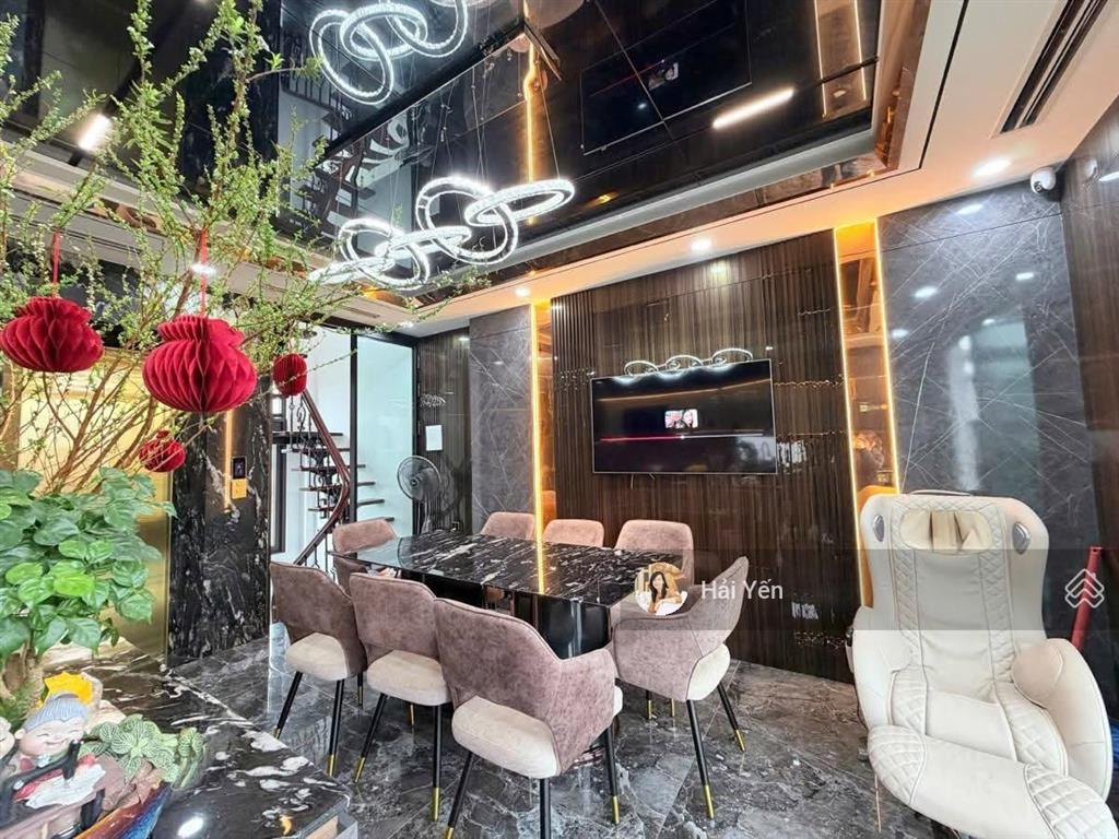 Có 102! bán nhà phân lô phố mạc thái tổ, ô tô tránh, 2 thoáng, vỉa hè rộng, kd, vp, 65m2*6t, 24 tỷ