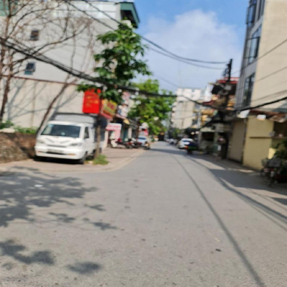 🔥 Bán đất 45m2 Trâu Quỳ, Gia Lâm, đường ô tô 16 chỗ chạy thông. LH 0989894845 🔥