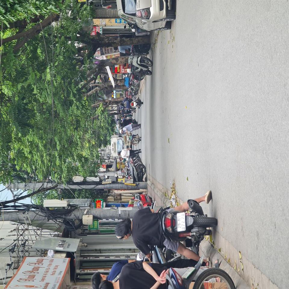 Bán đất 60m2 mt 4,2m vuông vắn ô tô tránh tại Trâu Quỳ, Gia Lâm. 8 tỷ x. Lh 0989894845