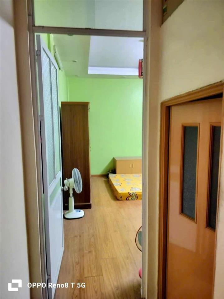 BÁN NHÀ KHU CÁN BỘ Y TẾ TẠI PHỐ NÚI TRÚC, XÂY KIÊN CỐ DIỆN TÍCH 40M X 4 TẦNG, 100 RA