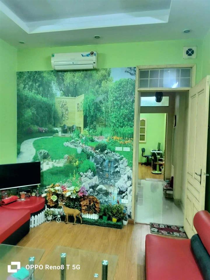 BÁN NHÀ KHU CÁN BỘ Y TẾ TẠI PHỐ NÚI TRÚC, XÂY KIÊN CỐ DIỆN TÍCH 40M X 4 TẦNG, 100 RA