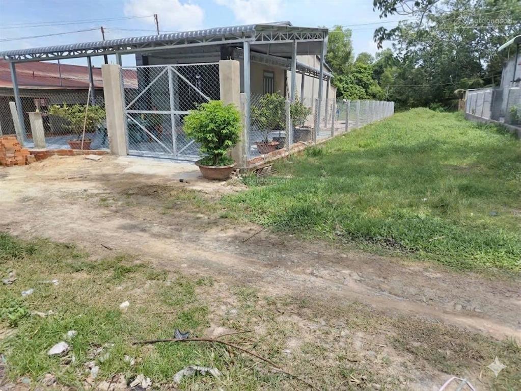 Hàng thật không ảo cần bán gấp 6x60m có 100m2 thổ cư, giá 600 triệu trảng bàng, tây ninh