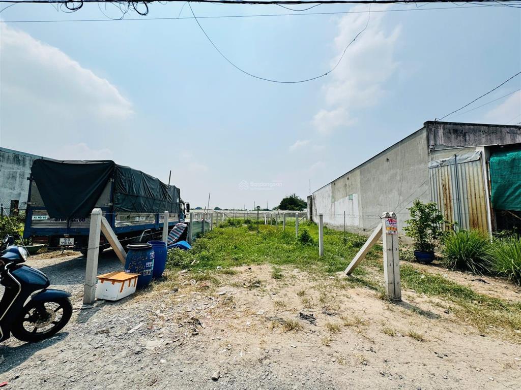 Bán đất 109,1 có thổ cư 1 sẹc đường số 7 xã củ chi cách suối lội 500m giá 1ty750