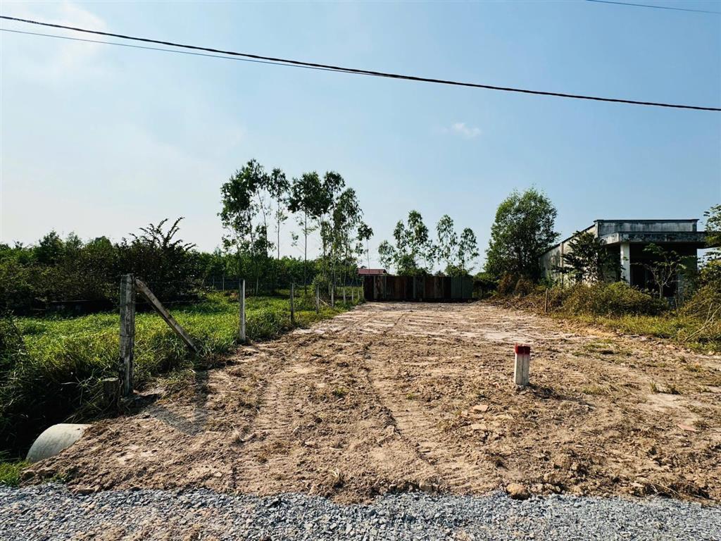 Bán đất 161,4m có thổ cư xã nhuận đức mới 1 sẹc tỉnh lộ 7 đường oto thông 1ty150
