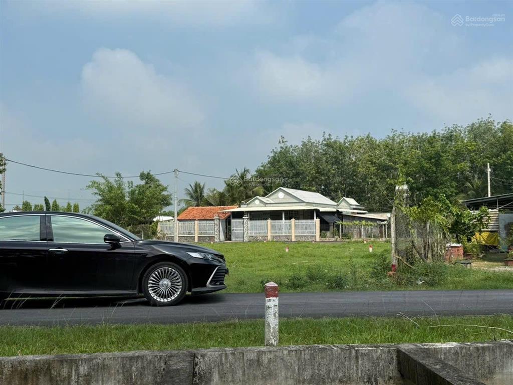 Đất nở hậu 1 sẹc đường trung lập thái mỹ củ chi 117,1m có 113m đất ở đô thị giá 1ty459 thương lượng