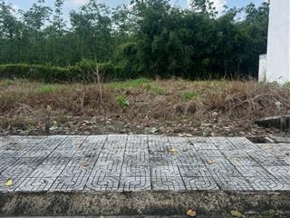 Đất mặt tiền đường dh619, dt 613m2 có thổ cư cách mặt tiền đường lớn dt749 chỉ 100m, sang tên liền