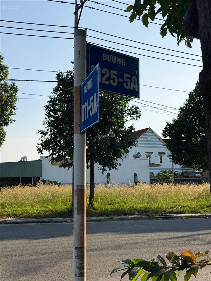 Chủ cần tiền kinh doanh nên cần ra gấp lô đất đường d115a ngay gần góc dt 300m2 công chứng