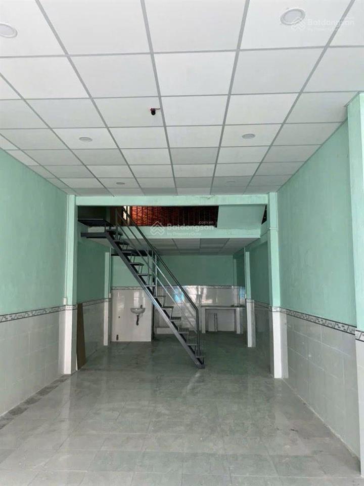 Nhà nguyễn văn yến 2 tầng  62m2  hẻm xe tải 7m  gần đầm sen  hơn 6 tỷ