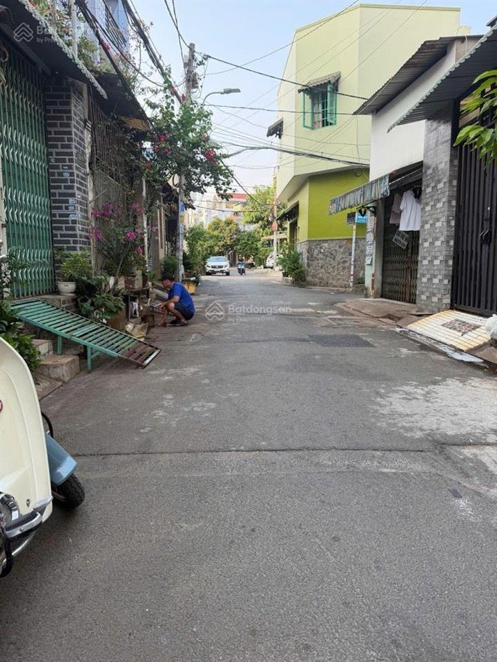 Nhà nguyễn văn yến 2 tầng  62m2  hẻm xe tải 7m  gần đầm sen  hơn 6 tỷ