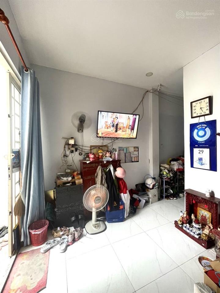 Nhà nguyễn háo vĩnh 3 tầng  106m2  sát mặt tiền hơn 6 tỷ