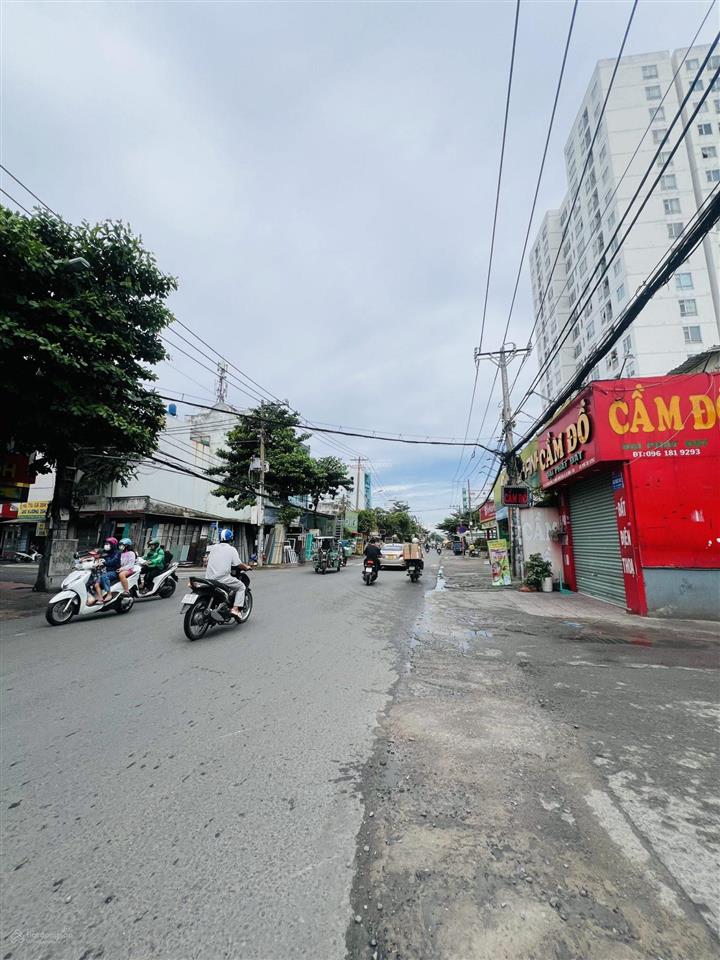 Nhà bình long  hẻm ô tô đổ cửa  93m2  gần aeon mall  hơn 6 tỷ