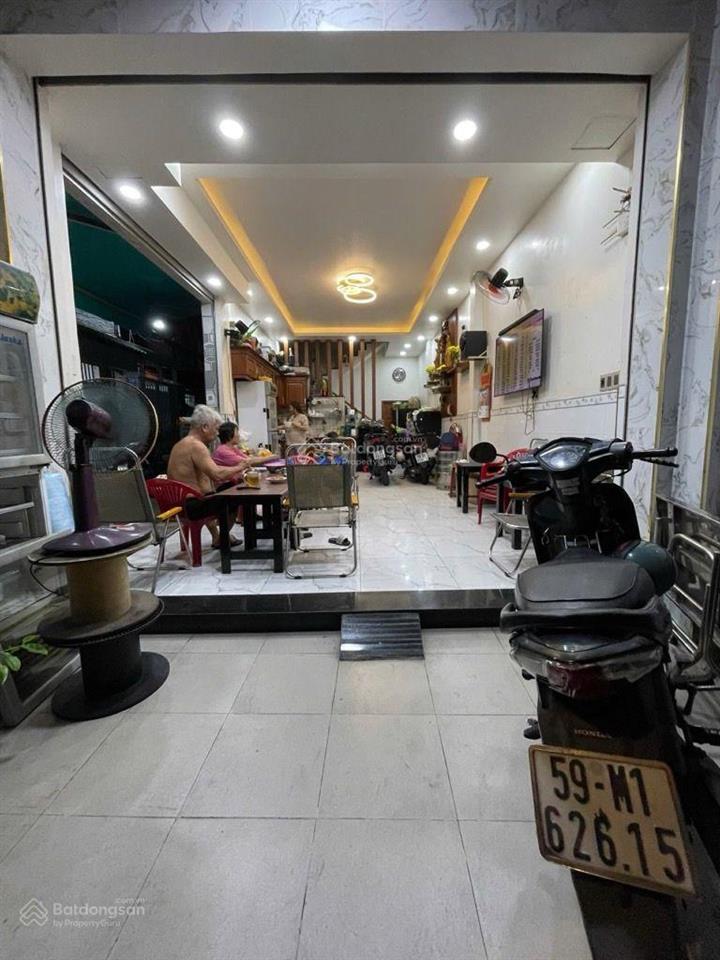 Nhà lý thánh tông 3 tầng  64m2  lô góc 2 mặt tiền  xe hơi vô nhà  nhỉnh 5 tỷ