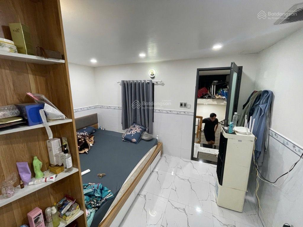Nhà lý thánh tông 3 tầng  64m2  lô góc 2 mặt tiền  xe hơi vô nhà  nhỉnh 5 tỷ