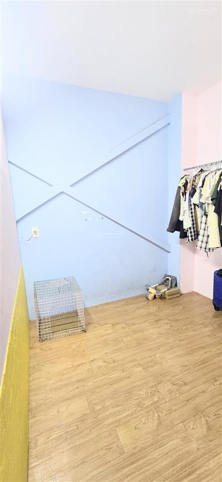 Nhà khuông việt tân phú  83m2  3 tầng  xe hơi tới nhà  giáp q11  hơn 6 tỷ