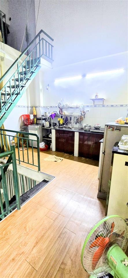 Nhà khuông việt tân phú  83m2  3 tầng  xe hơi tới nhà  giáp q11  hơn 6 tỷ