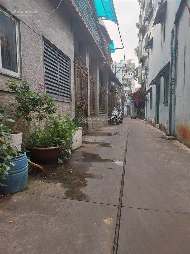 Nhà hòa bình  tân phú  100m2  nở hậu 6.9m  hẻm thông  sát đầm sen  hơn 8 tỷ