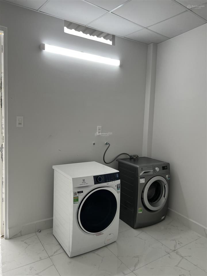 Phòng trọ cho gia đình trẻ, nhân viên vp, gần trung tâm, gần các trường đh thuận tiện sang trọng