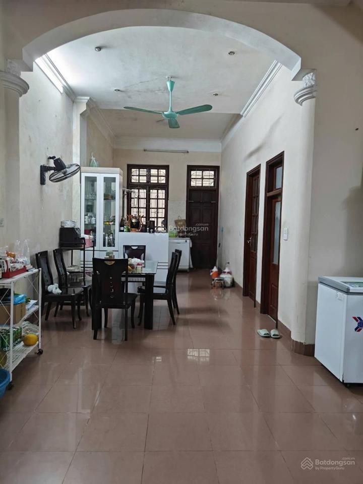 Hoa lâm long biên dt 175m2 to rộng thoáng. nhà đầu tư tiền năng có blãi. gà đẻ trứng vàng