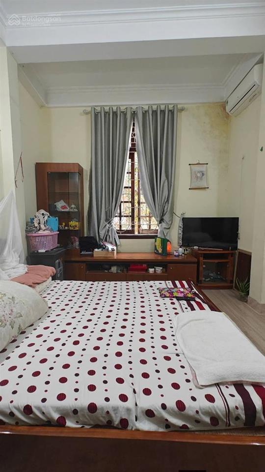 Hoa lâm long biên dt 175m2 to rộng thoáng. nhà đầu tư tiền năng có blãi. gà đẻ trứng vàng