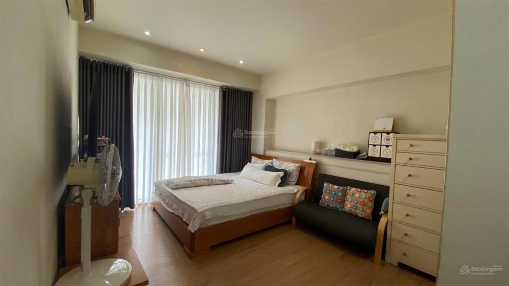 Bán căn hộ garden plaza phú mỹ hưng 3 phòng ngủ 150m2 có nội thất view công viên kênh đào