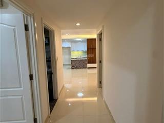 Bán căn hộ garden plaza phú mỹ hưng 3 phòng ngủ 150m2 có nội thất view công viên kênh đào