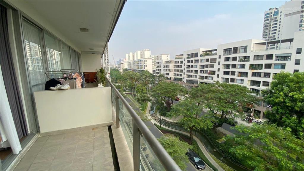 Bán căn hộ garden plaza phú mỹ hưng 3 phòng ngủ 150m2 có nội thất view công viên kênh đào