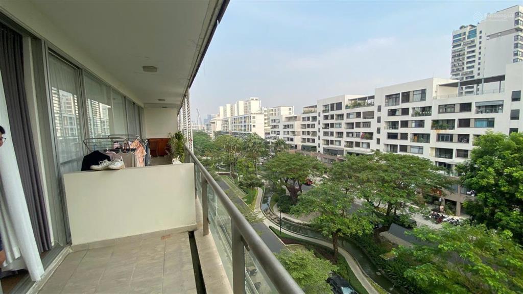 Bán căn hộ garden plaza phú mỹ hưng 3 phòng ngủ 150m2 có nội thất view công viên kênh đào