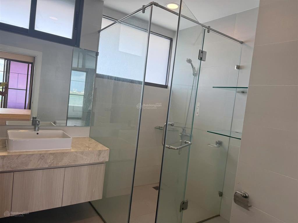 Cho thuê căn hộ panorama phú mỹ hưng 146m2 3 phòng ngủ, nhà có sẵn nội thất