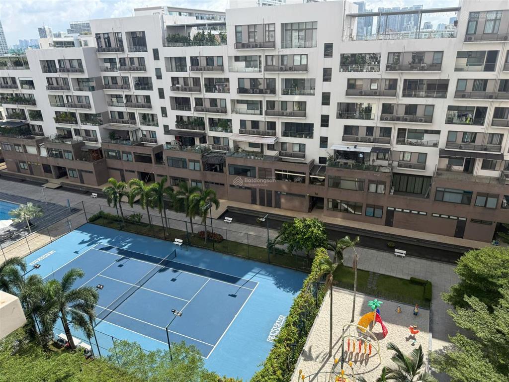 Cho thuê căn hộ panorama phú mỹ hưng 146m2 3 phòng ngủ, nhà có sẵn nội thất