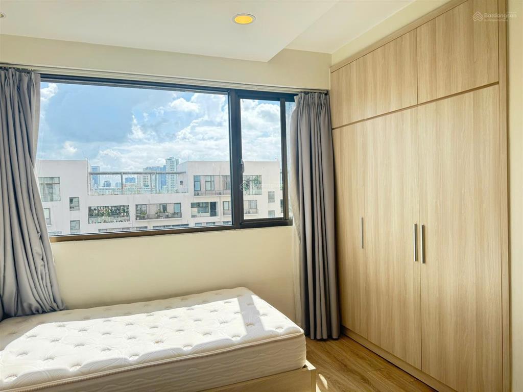 Cho thuê căn hộ panorama phú mỹ hưng 146m2 3 phòng ngủ, nhà có sẵn nội thất