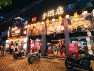 Cho thuê nhà phố khâm thiên  đống đa, diện tích 210m x2,5 tầng, mặt tiền 6m, giá thuê 65 triệu