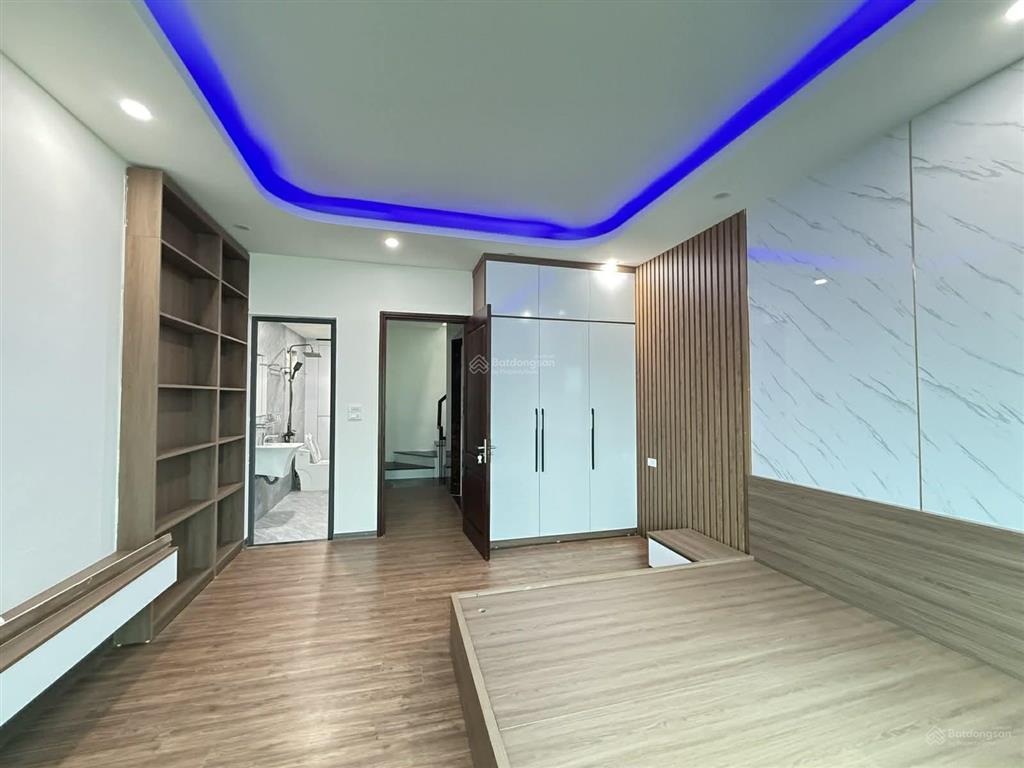 Bán nhà thụy phương 40m 5 tầng thang máy ô tô đỗ kinh doanh 11.5 tỷ