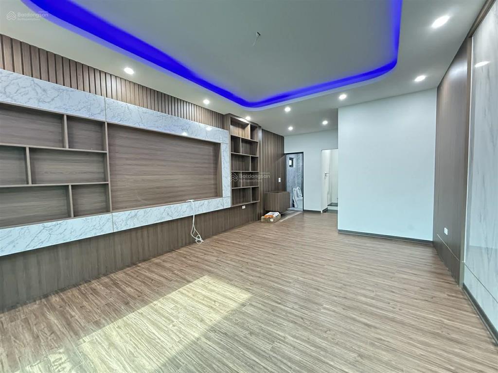 Bán nhà thụy phương 40m 5 tầng thang máy ô tô đỗ kinh doanh 11.5 tỷ