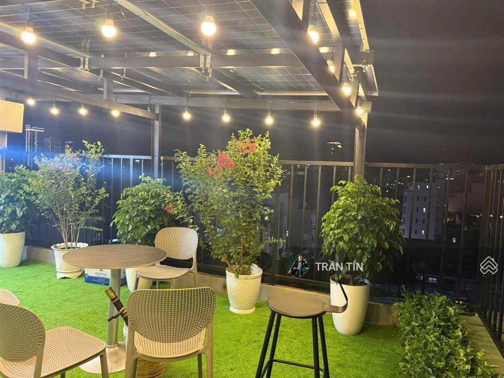 Tòa căn hộ đường chính hữu. vị trí kim cương ngay trung tâm tài chính quốc tế